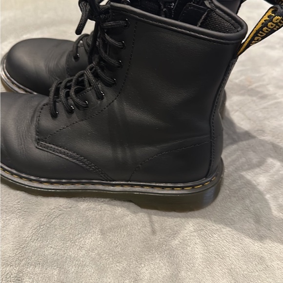 De. Martens 1460Y Boots - Picture 2 of 6